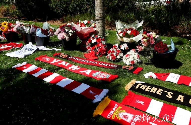 B费谈为若塔献花：缅怀特别的朋友，感谢利物浦让我们致敬若塔