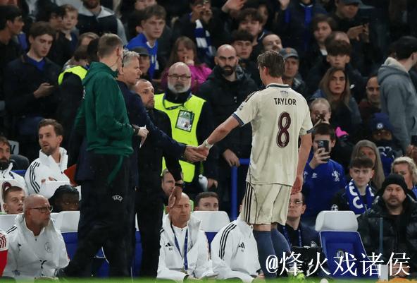 欧冠-埃斯特旺点球建功凯塞多破门 切尔西5-1横扫阿贾克斯