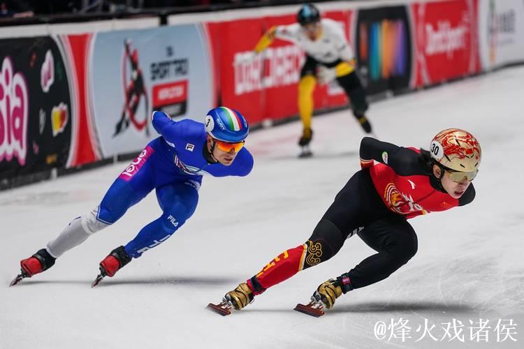 短道速滑世界杯:中国男队晋级5000米接力决赛 短道速滑世界杯:中国男队晋级5000米接力决赛